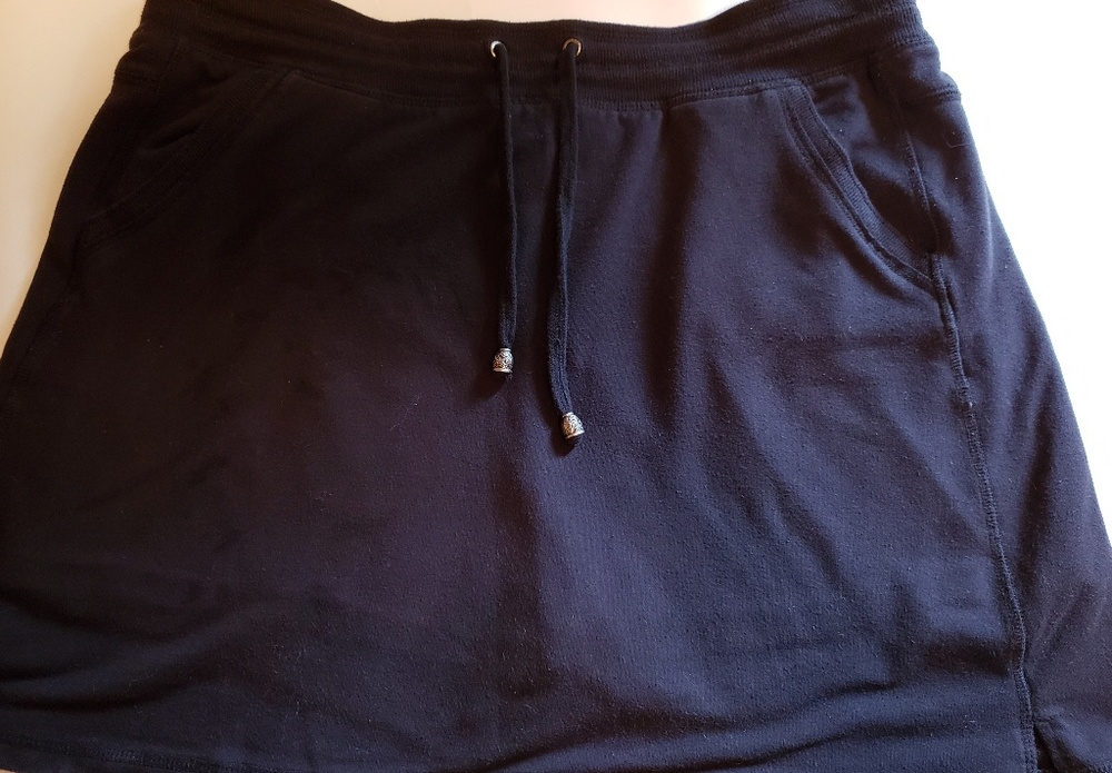 Cotton knit skirt with shorts under